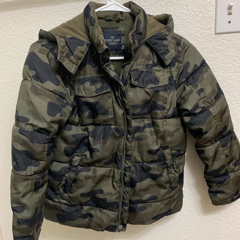 Faded Glory fluffy Camo coat with hood